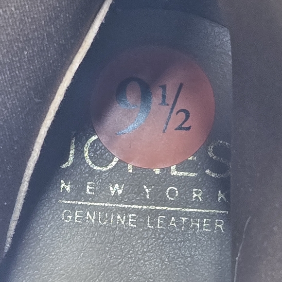 Jones New York Sonjah Tan Suede Leather Kitten Heeled Pointed Toe Boots Size 9.5 - Picture 13 of 15